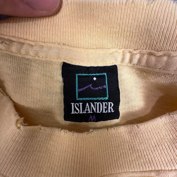 Vintage 90s Distressed Islander Cream Yellow Cactus Nevada Graphic Tshirt M - Picture 3 of 8